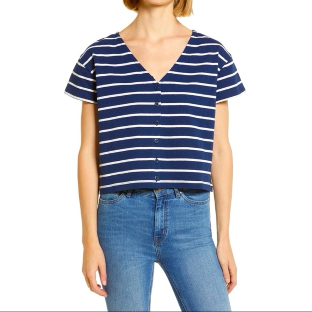 NWT Madewell V-Neck Button Fromt Boxy Crop